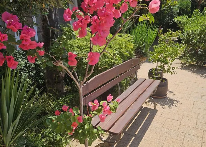 Messembria Palace Lägenhet