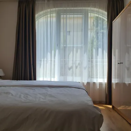 Messembria Palace Daire *